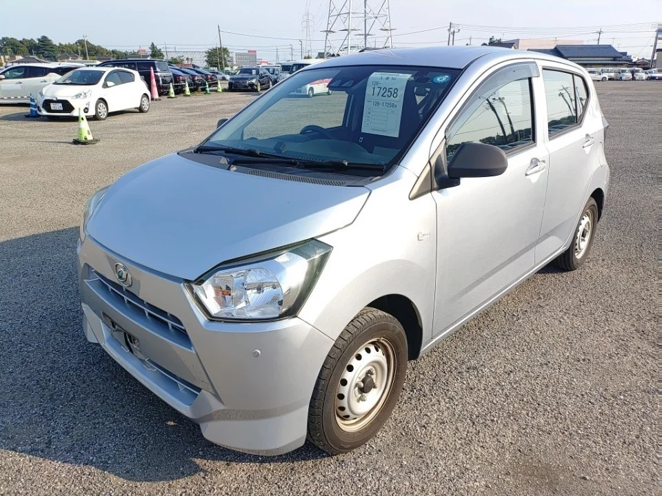 Daihatsu Mira e:S LA350S 2019